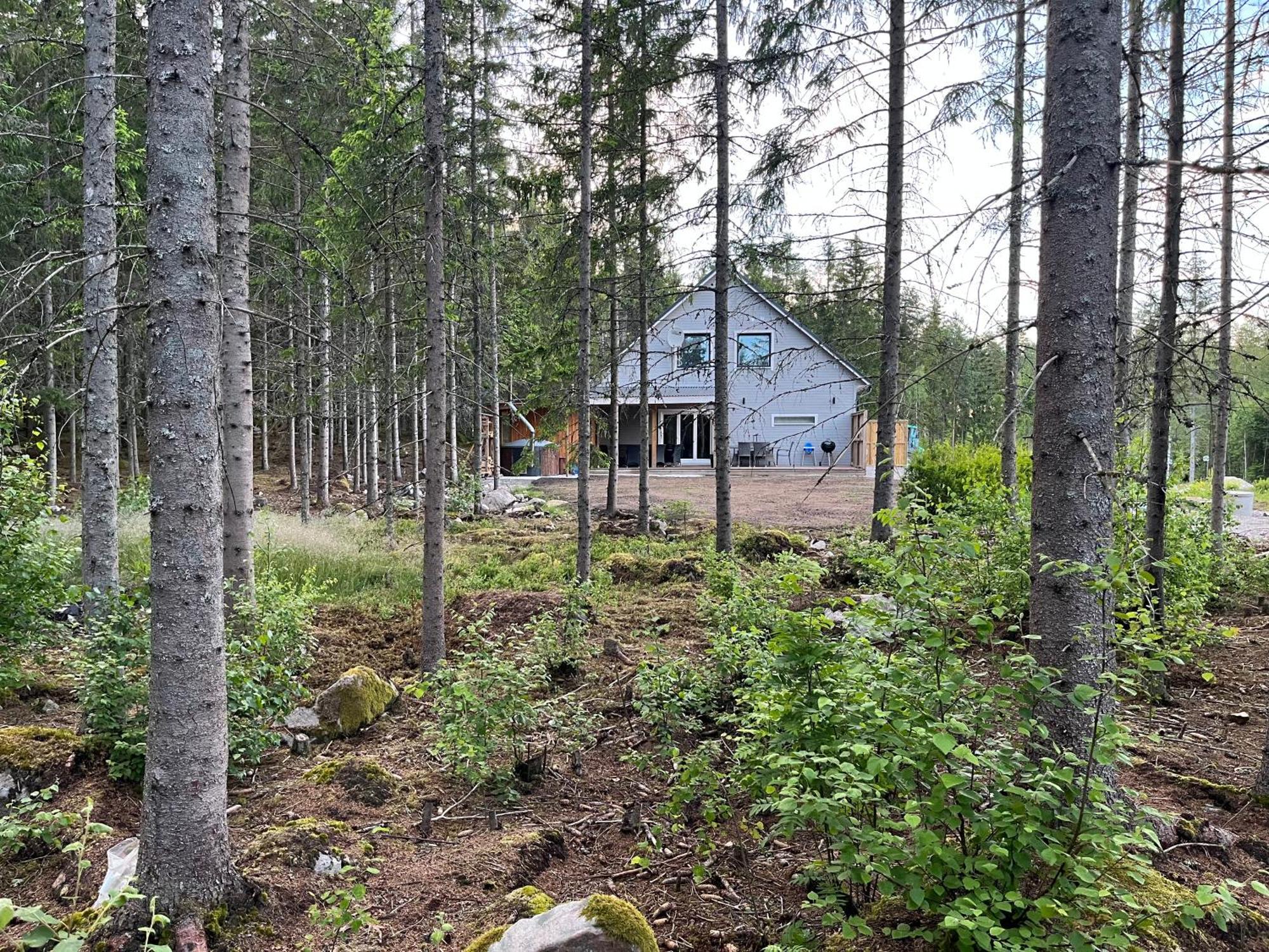 Gaeststuga 100M Fran Sjoen Vislanda Exterior photo